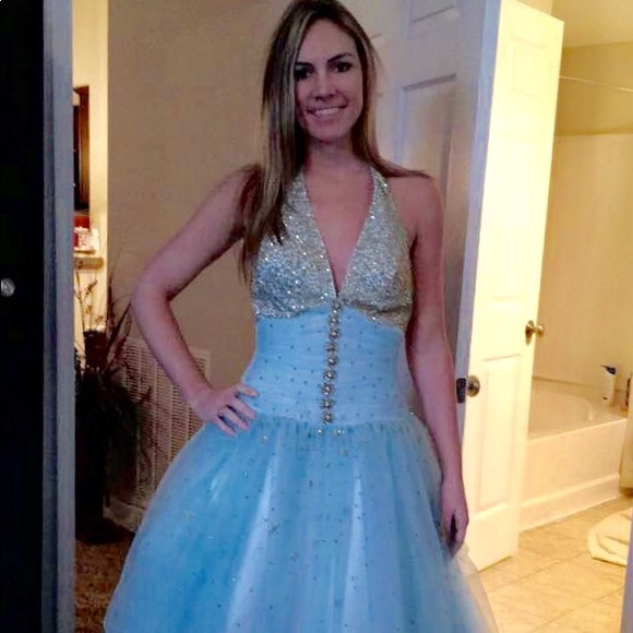 Tiffany Designs Dresses & Skirts - Dress. Tiffany Designs Dresses & Skirts - Dress.